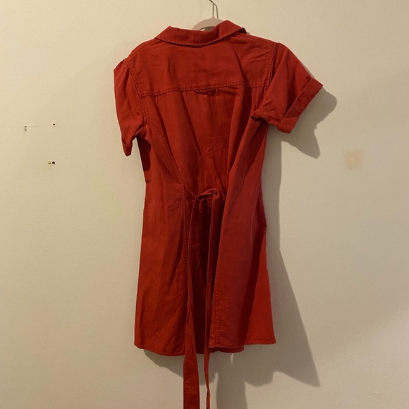 Banana Republic red dress - Picture 3 of 3